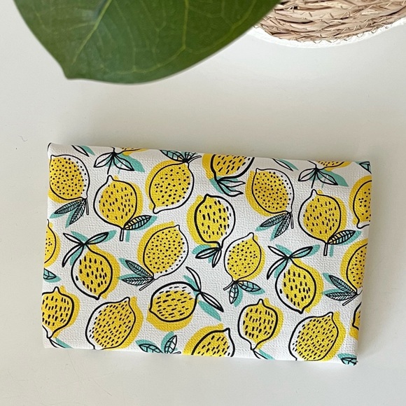 SOLD • Ipsy Lemon Cosmetics Pouch - Picture 2 of 3